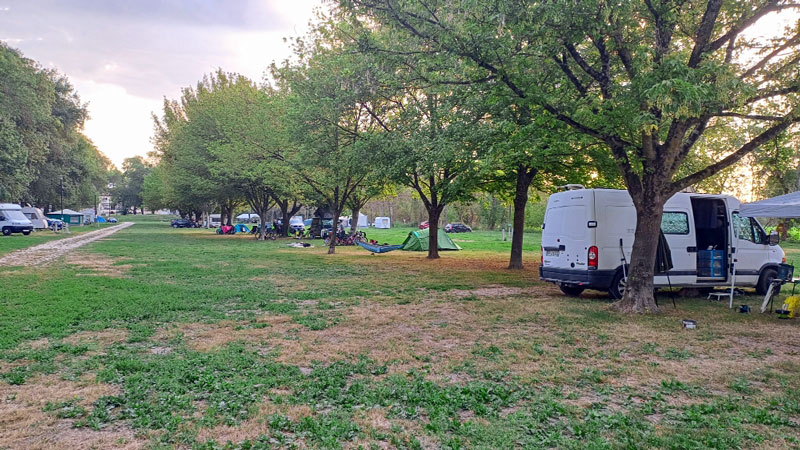 Camping municipal La Fontaine du Pré Saint-Jean — photo 8